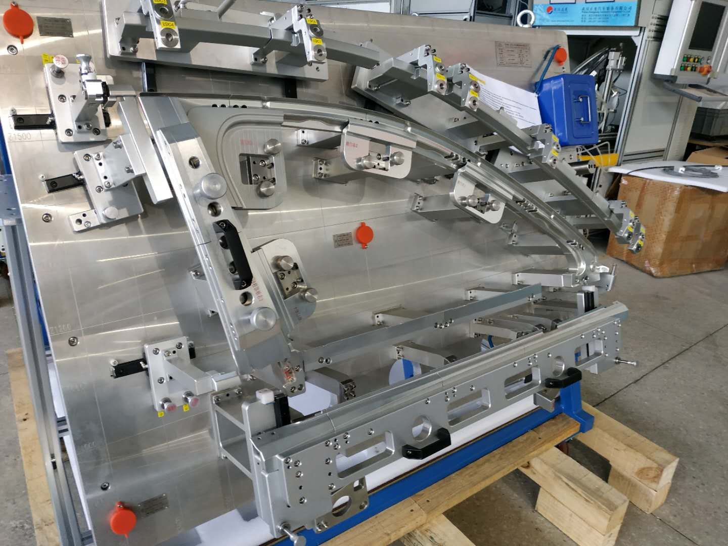 BMW汽车右前门密封条外环境检具